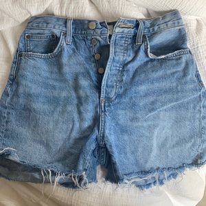 Denim Forum
The Yoko Mid Thigh Short